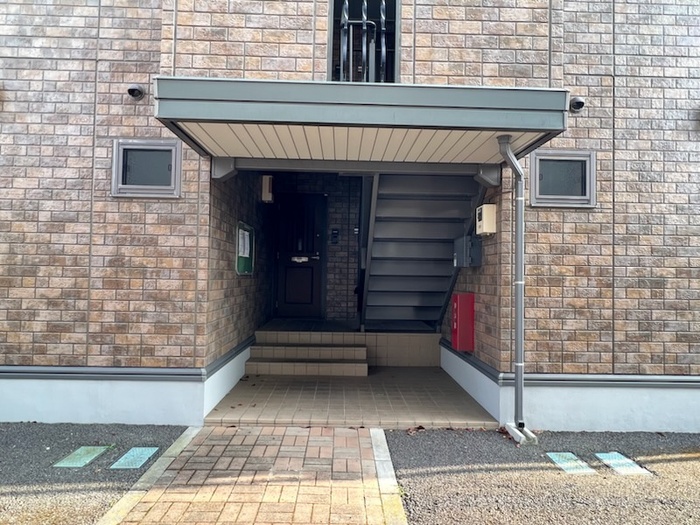 19/28 エントランス