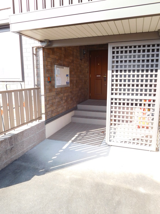 17/21 エントランス