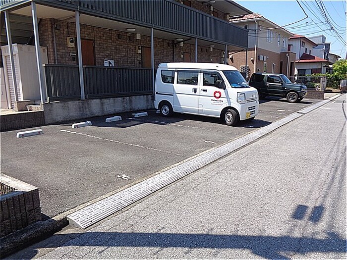 18/19 駐車場
