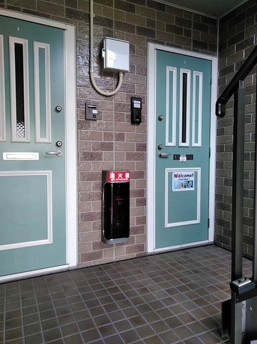 18/22 エントランス