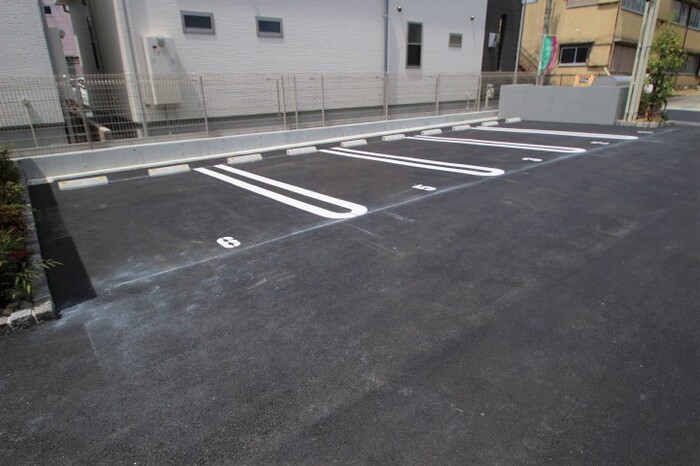 5/5 駐車場