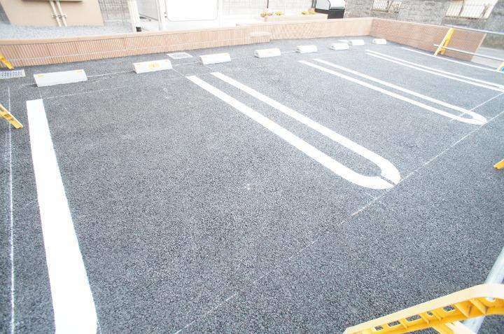 14/20 駐車場