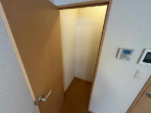 14/19 エントランス