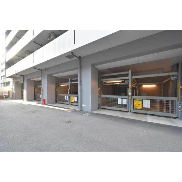 21/30 駐車場