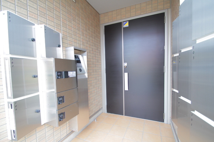 13/15 エントランス