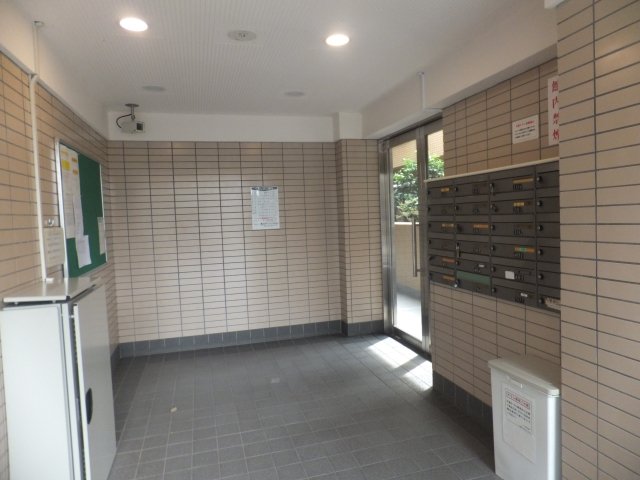 2/3 エントランス