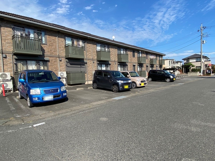 20/28 駐車場