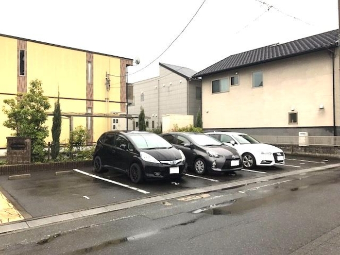 3/6 駐車場