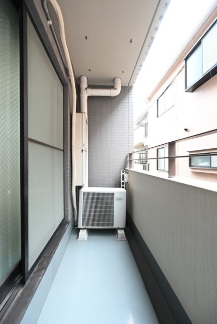 13/19 バルコニー