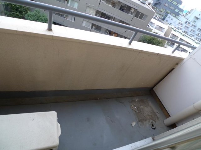 13/17 バルコニー