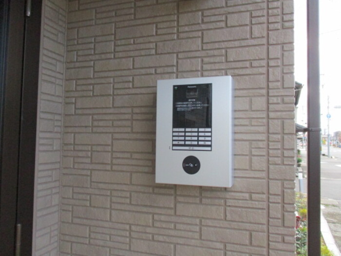 17/22 エントランス