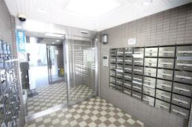 17/18 エントランス