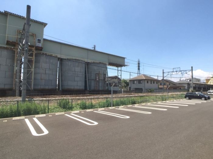 19/28 駐車場