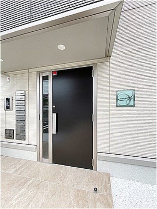 18/20 エントランス