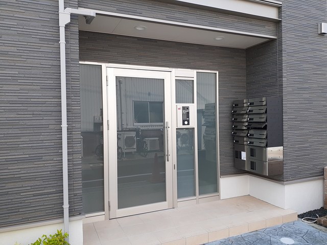 13/20 エントランス