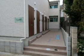 15/15 エントランス