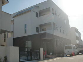 15/24 エントランス