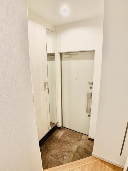 13/30 玄関