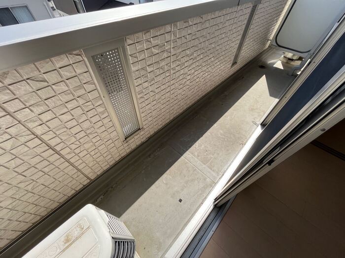 13/23 バルコニー