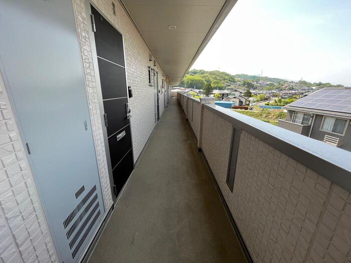 19/23 エントランス