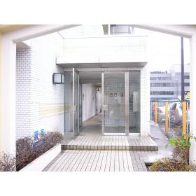 5/5 エントランス