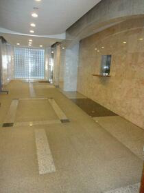 3/3 エントランス