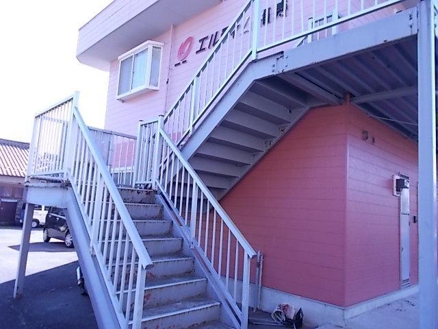 13/20 エントランス