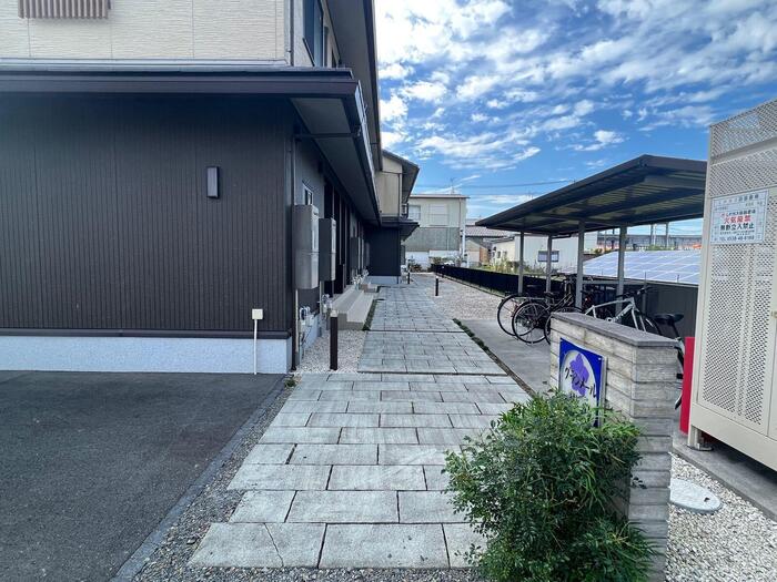 19/28 エントランス