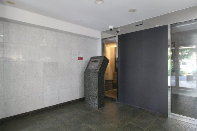 17/18 エントランス