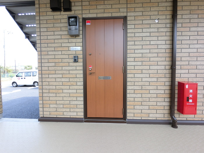 19/28 エントランス