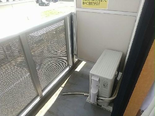 13/14 エントランス