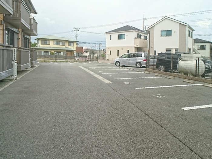 20/20 駐車場