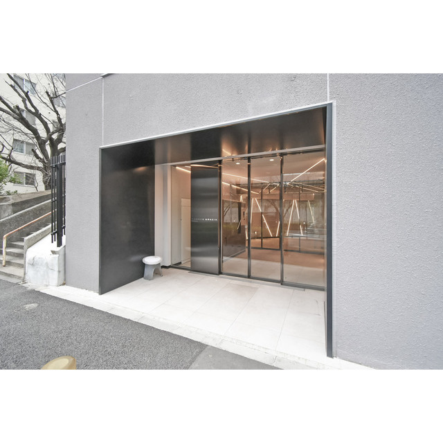 2/8 エントランス