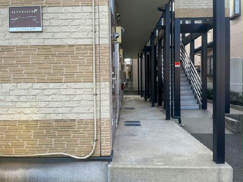 2/4 エントランス