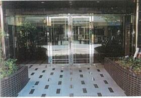 2/2 エントランス