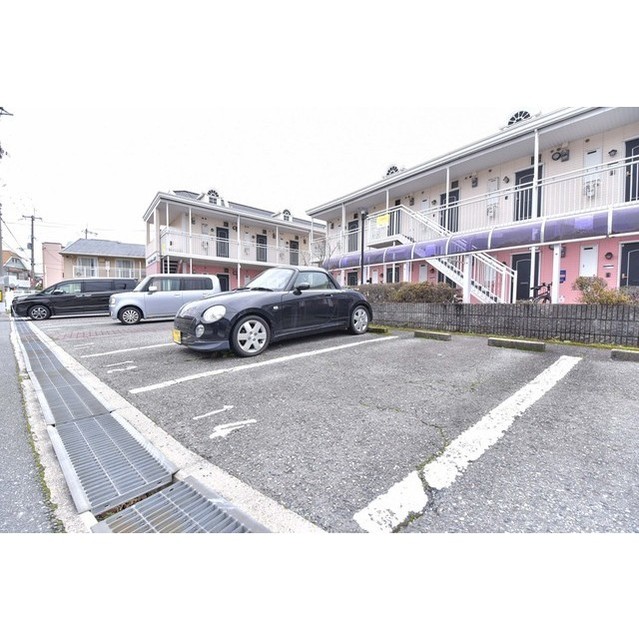 24/28 駐車場