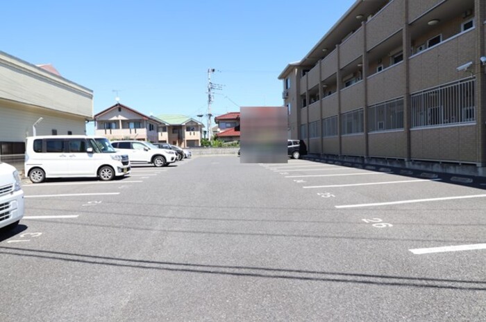 20/22 駐車場
