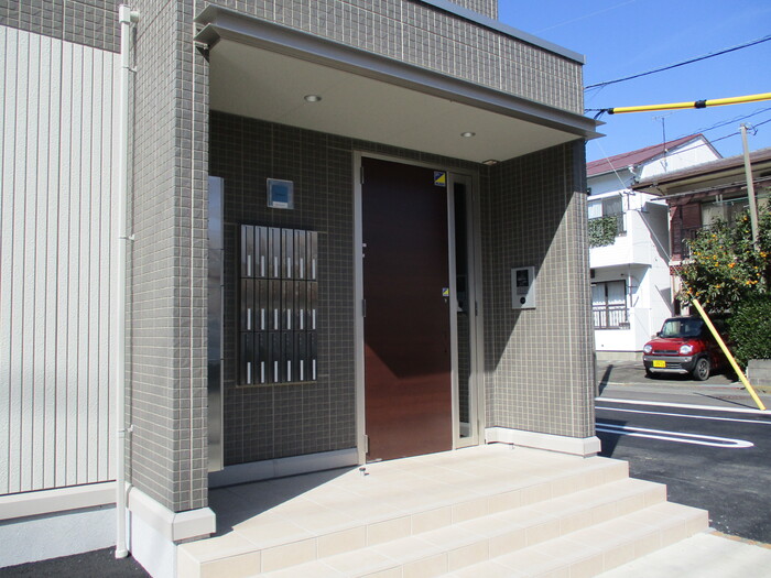 17/23 エントランス