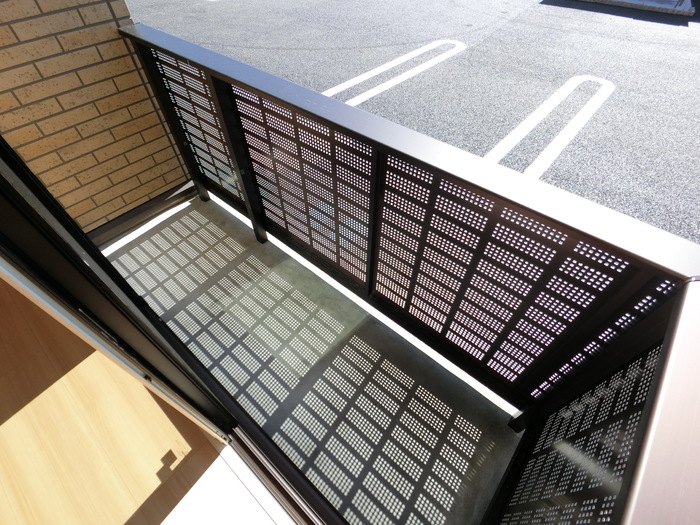 15/20 バルコニー