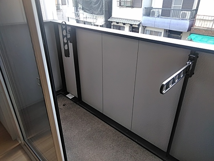 18/20 バルコニー