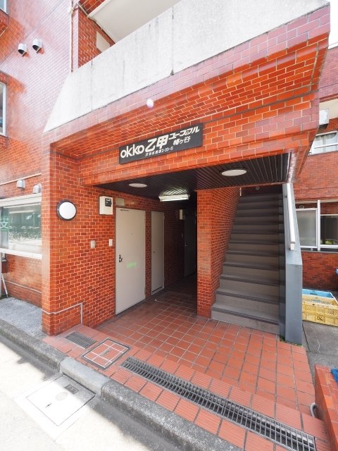 3/4 エントランス