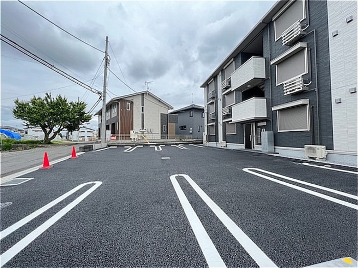 19/25 駐車場