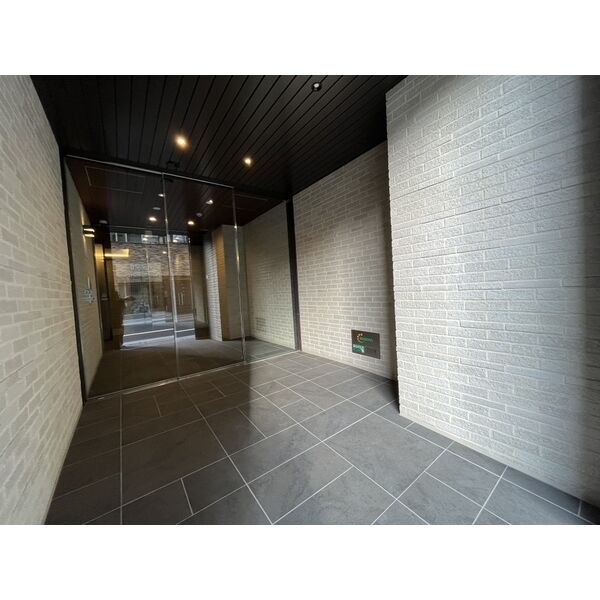 2/8 エントランス