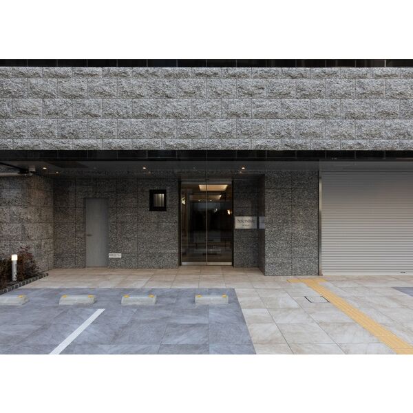 19/28 エントランス