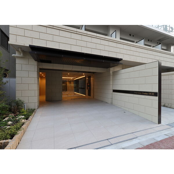 15/17 エントランス