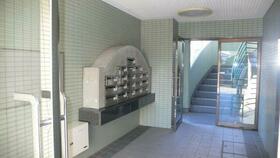 13/14 エントランス