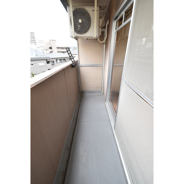 17/27 バルコニー