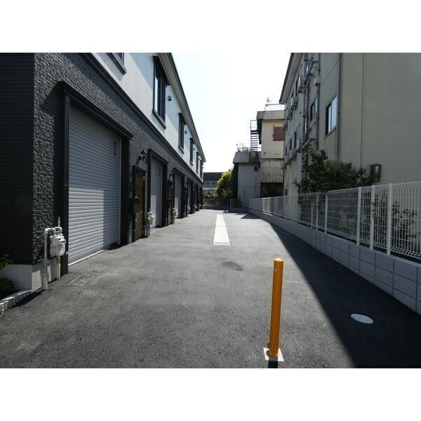 13/14 エントランス