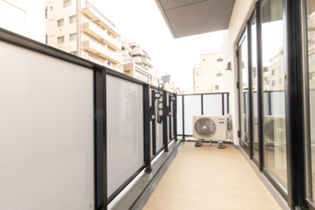 15/18 バルコニー