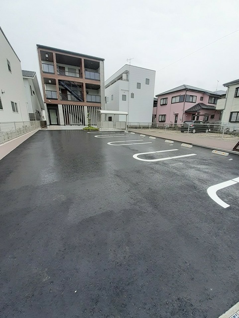 22/30 駐車場